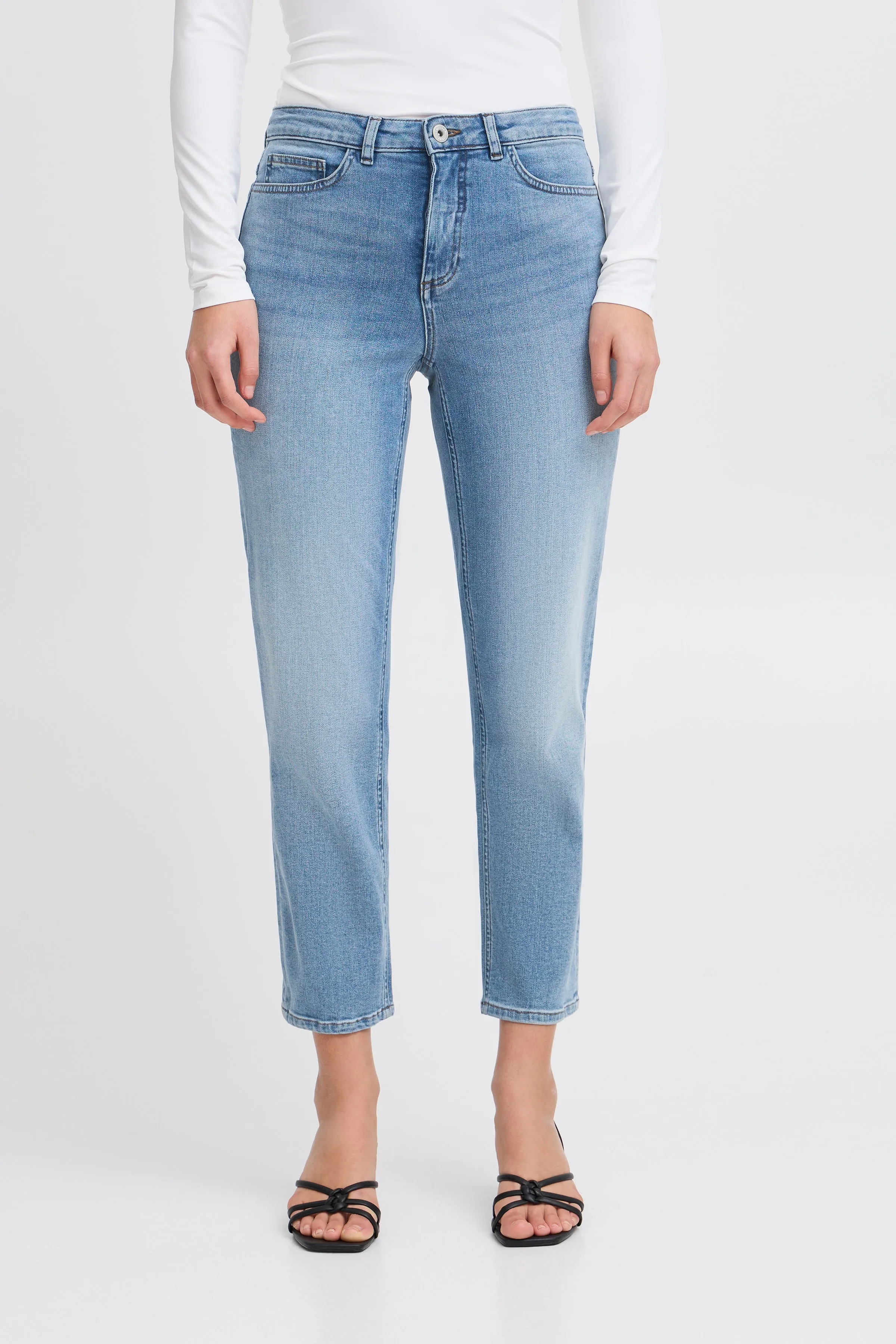 Ichi Twiggy Raven Cropped Denim - Light Wash