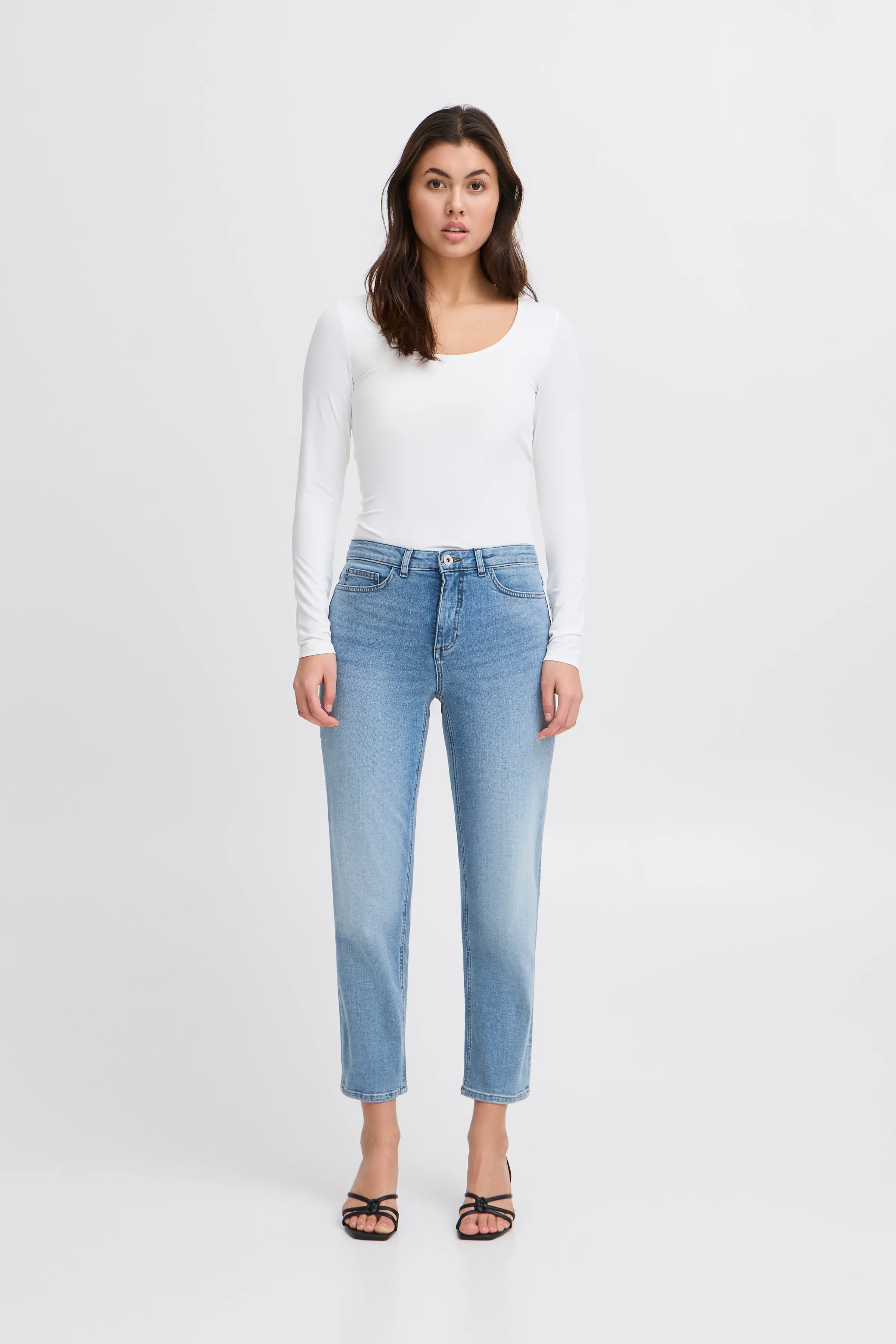 Ichi Twiggy Raven Cropped Denim - Light Wash