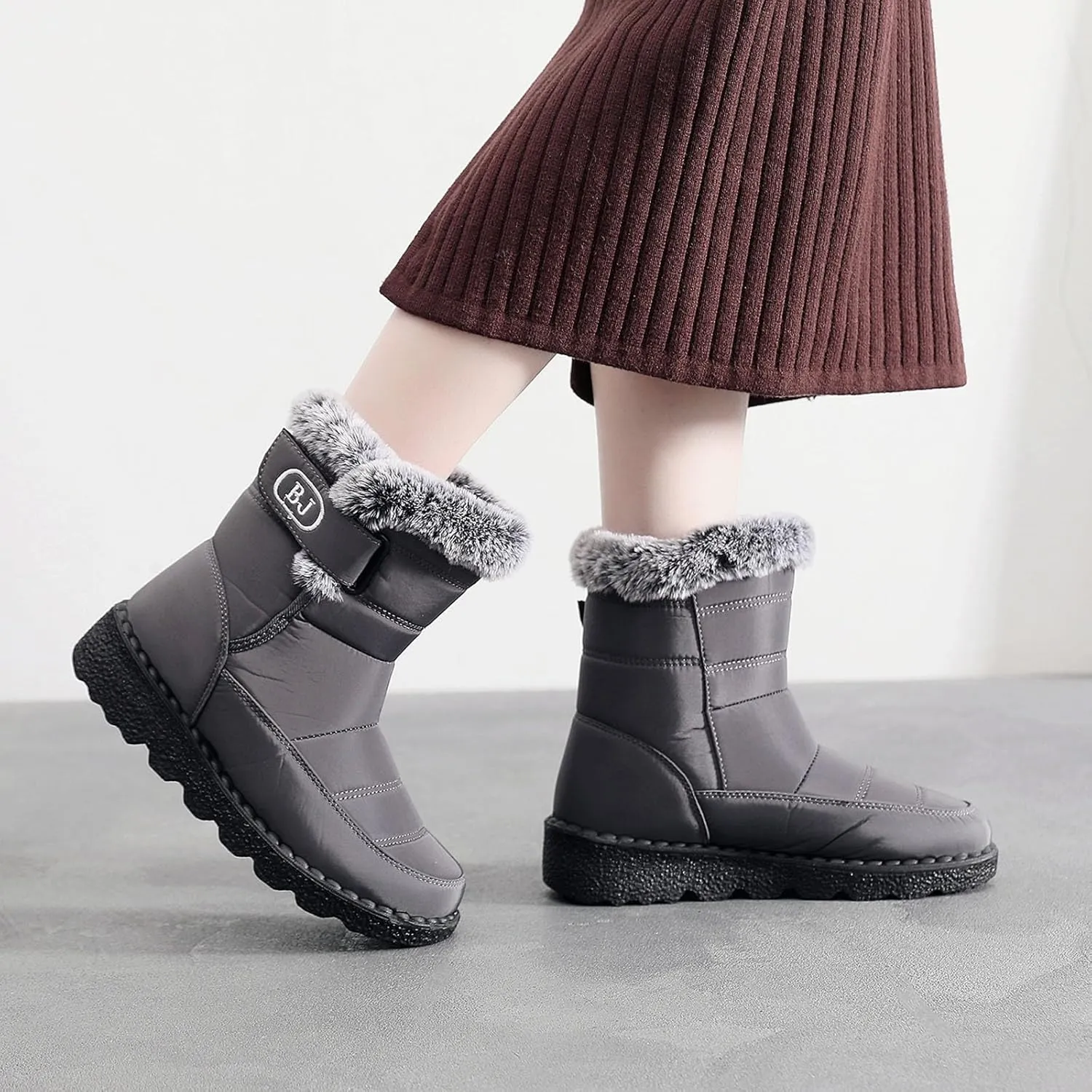 Womens Snow Boots Waterproof Anti-slip Winter Boots Classic Warm Fur Booties Cold Weather Lace Up Ankle Boots Thickening Winter Shoes Walking Hiking Booties